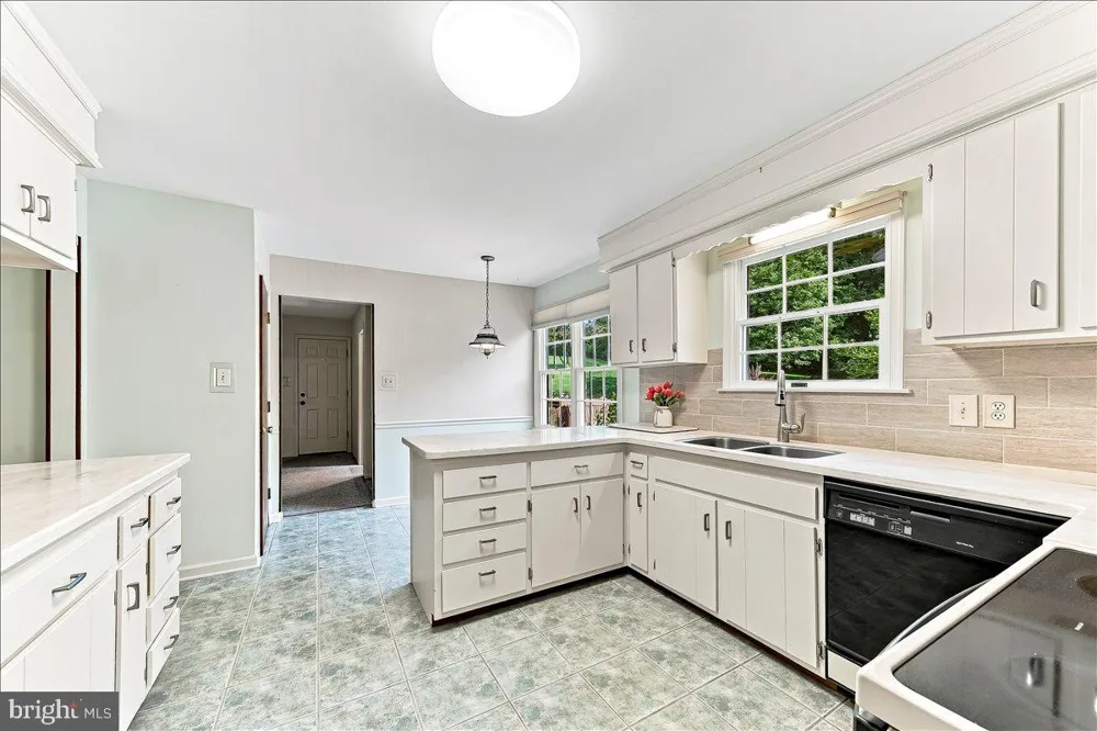 98 CAMBRIDGE ROAD Elkton, MD 21921