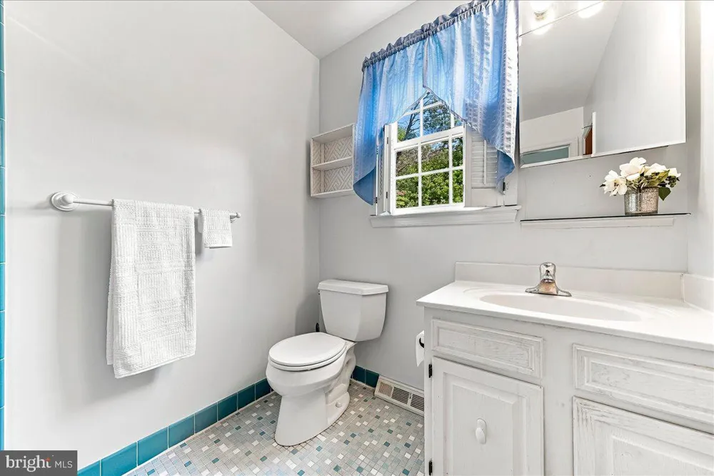 98 CAMBRIDGE ROAD Elkton, MD 21921
