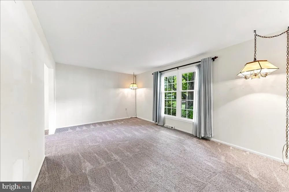 98 CAMBRIDGE ROAD Elkton, MD 21921