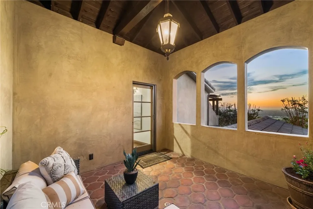11321 Resevoir Road North Tustin, CA 92705
