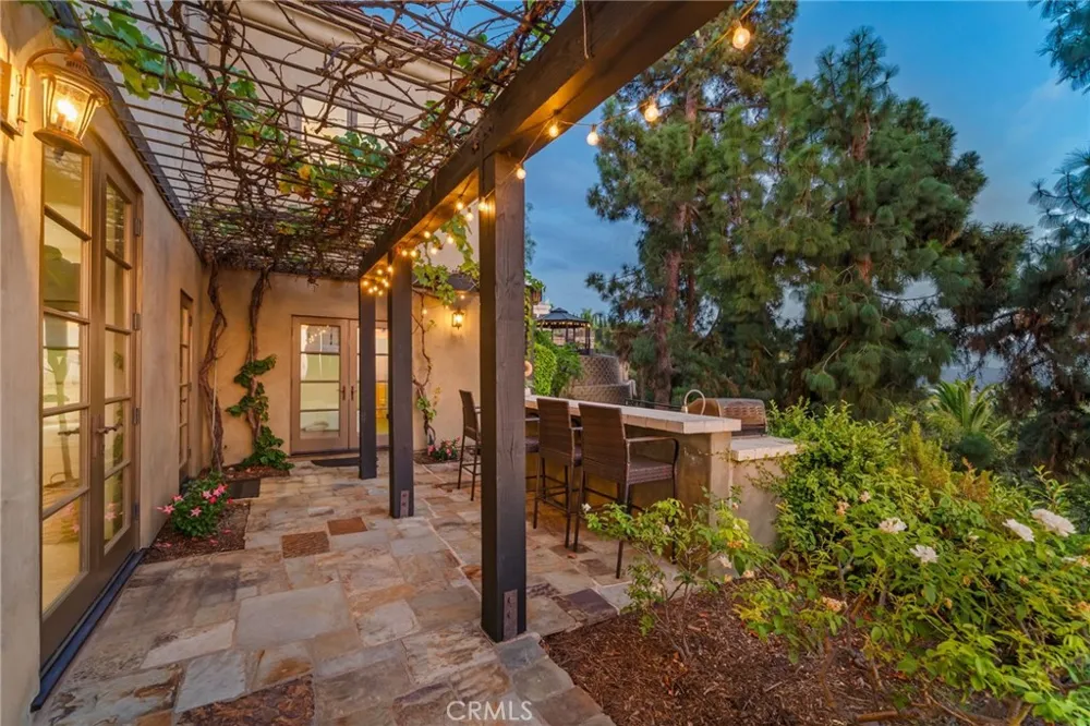 11321 Resevoir Road North Tustin, CA 92705