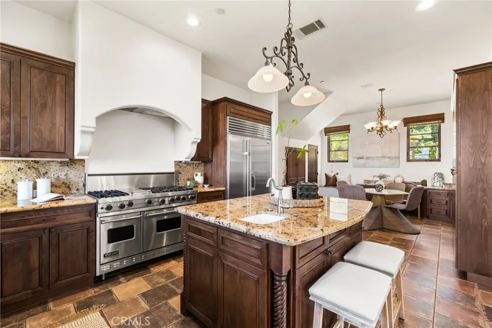 11321 Resevoir Road North Tustin, CA 92705
