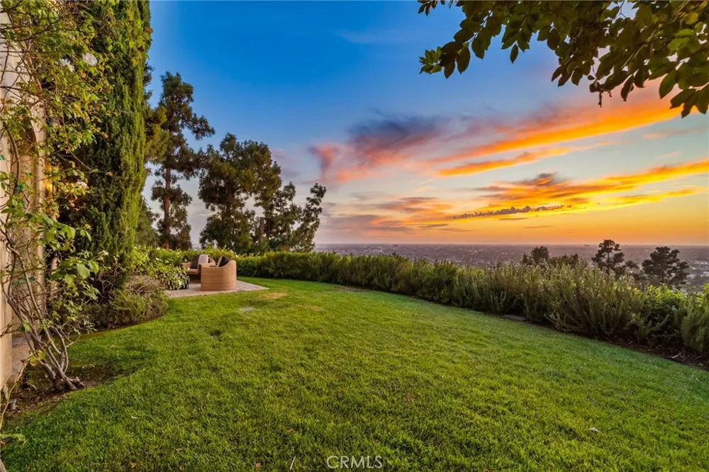 11321 Resevoir Road North Tustin, CA 92705