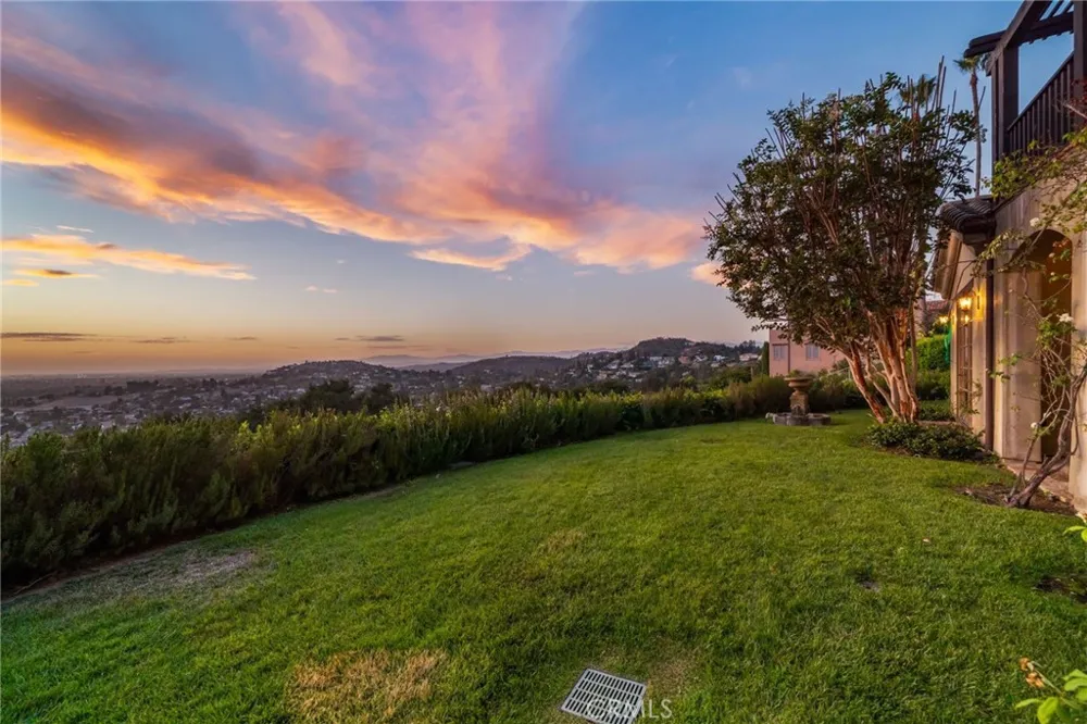 11321 Resevoir Road North Tustin, CA 92705