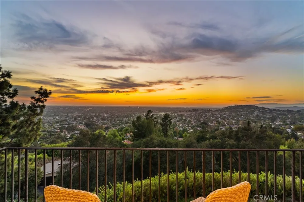 11321 Resevoir Road North Tustin, CA 92705