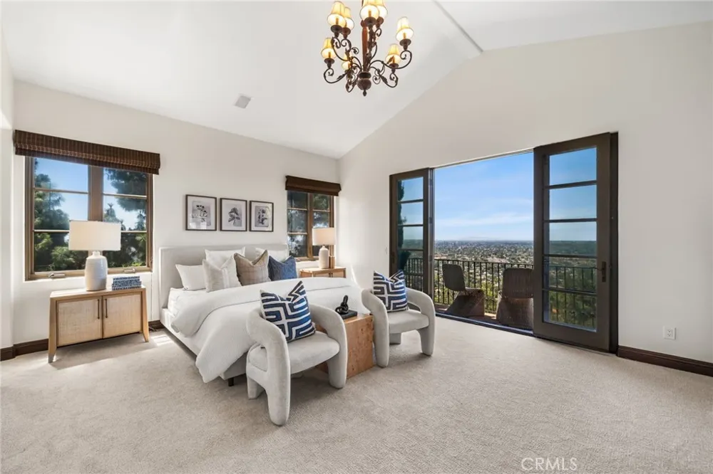 11321 Resevoir Road North Tustin, CA 92705