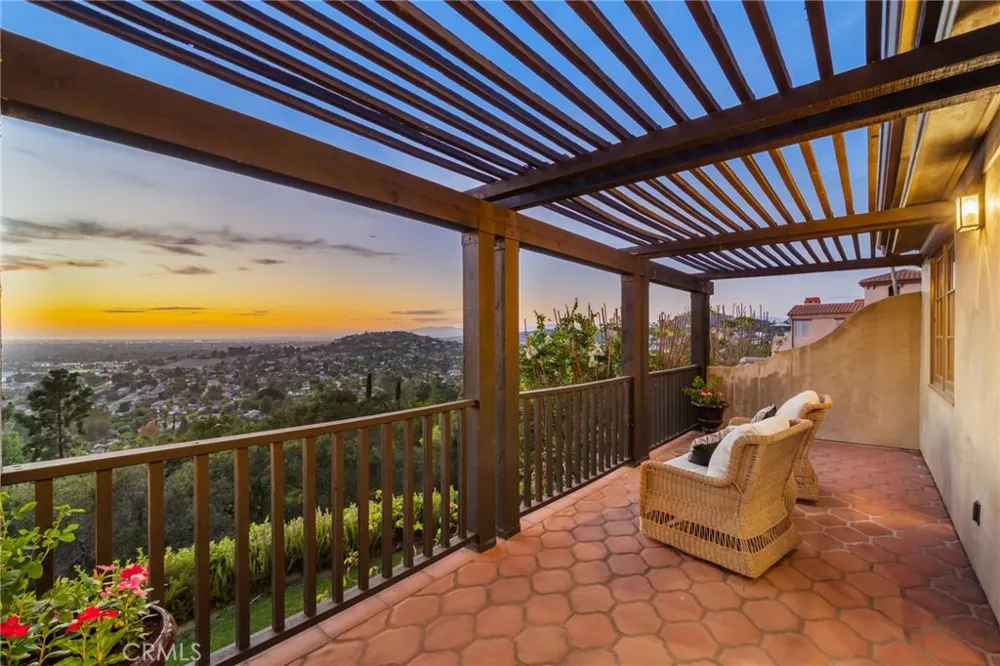 11321 Resevoir Road North Tustin, CA 92705
