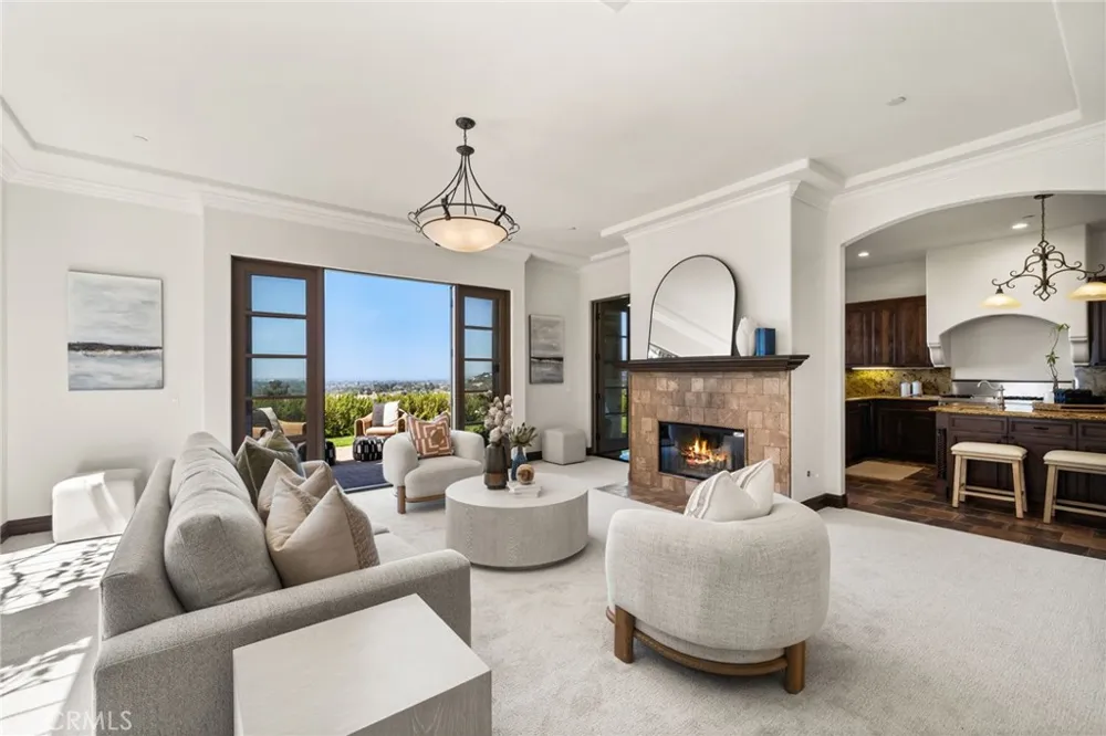 11321 Resevoir Road North Tustin, CA 92705