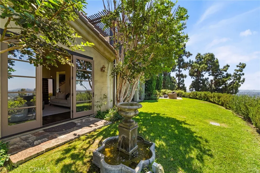 11321 Resevoir Road North Tustin, CA 92705