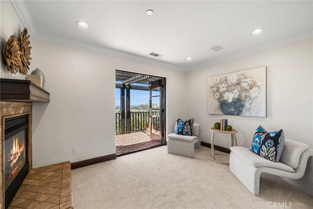 11321 Resevoir Road North Tustin, CA 92705