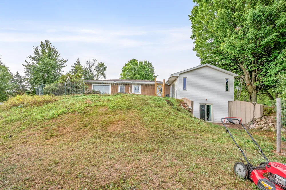 6584 E 96th Street Chase Township, MI 49677
