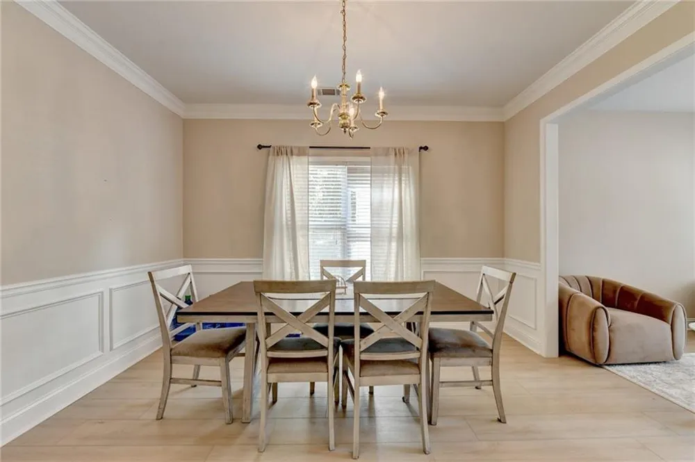4351 Suwanee Brook Court Buford, GA 30518