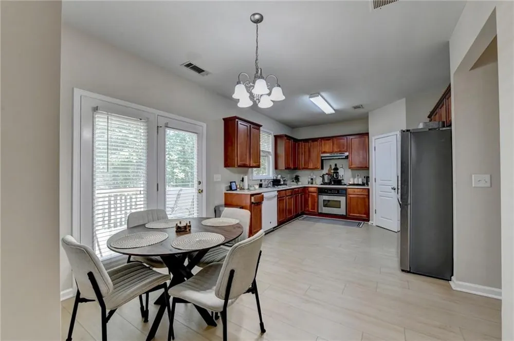 4351 Suwanee Brook Court Buford, GA 30518