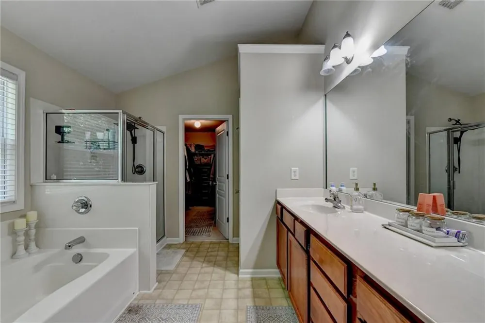 4351 Suwanee Brook Court Buford, GA 30518