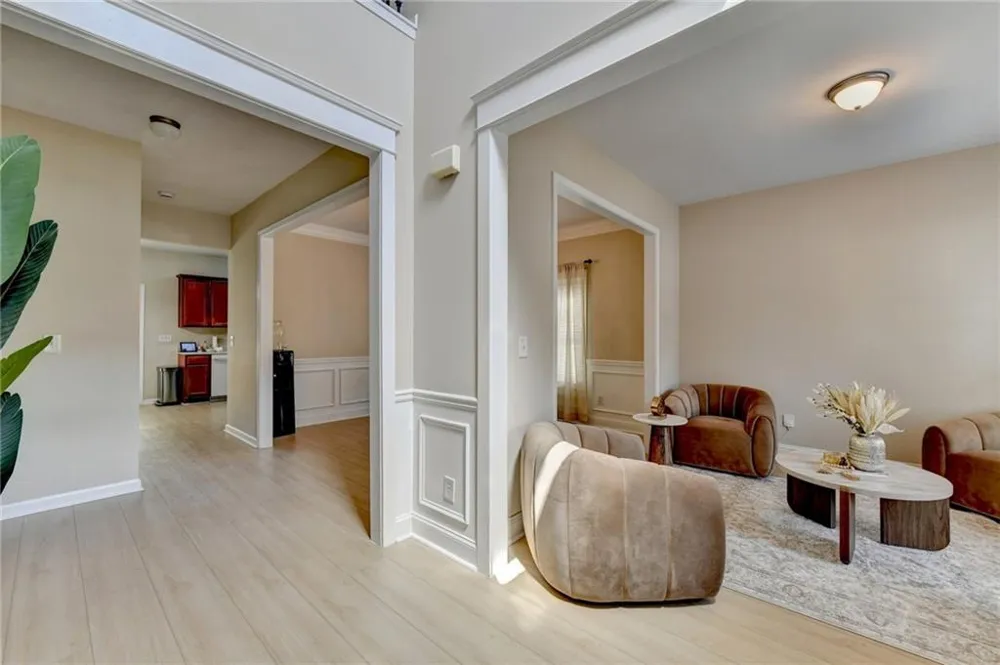 4351 Suwanee Brook Court Buford, GA 30518