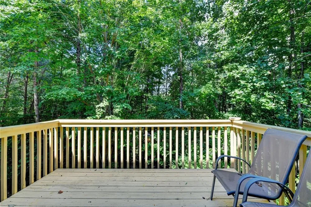 4351 Suwanee Brook Court Buford, GA 30518