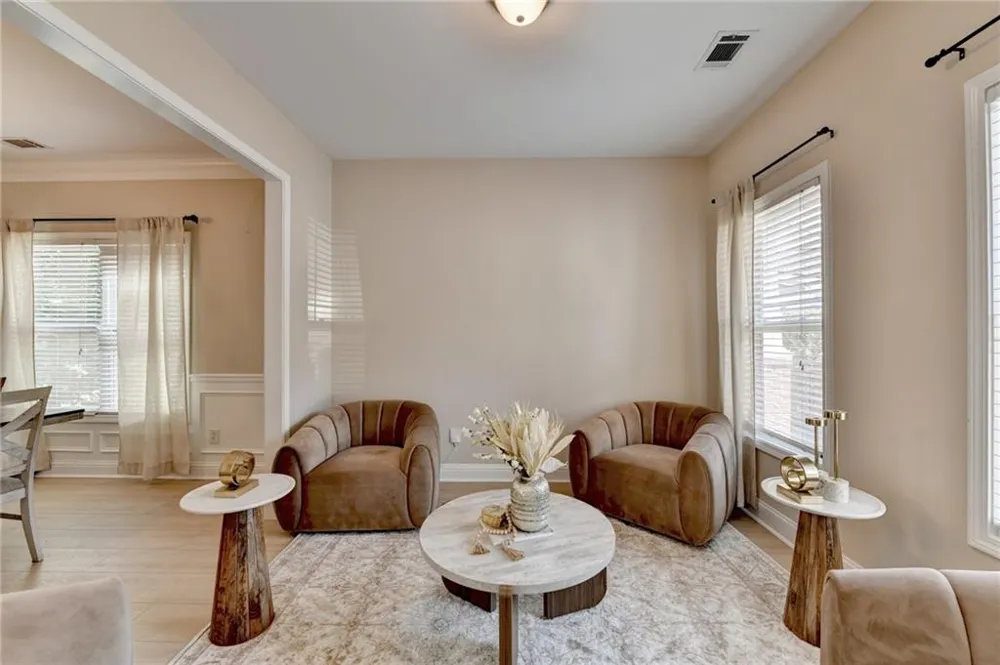 4351 Suwanee Brook Court Buford, GA 30518