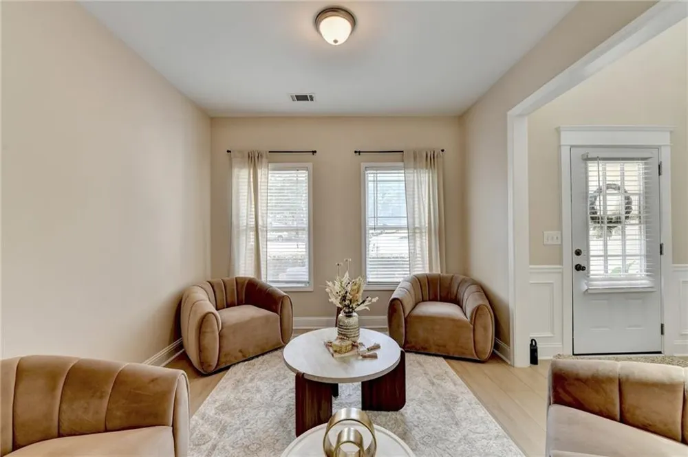 4351 Suwanee Brook Court Buford, GA 30518