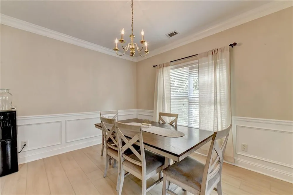 4351 Suwanee Brook Court Buford, GA 30518