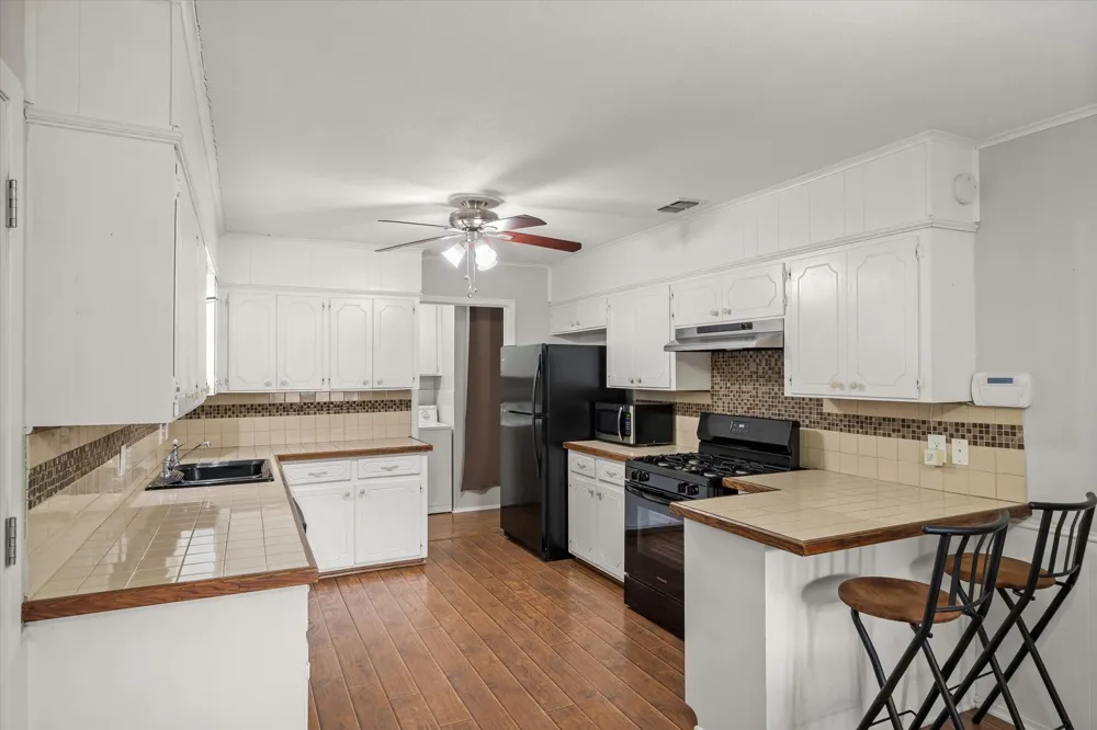 508 Warren Street Edgewood, TX 75117