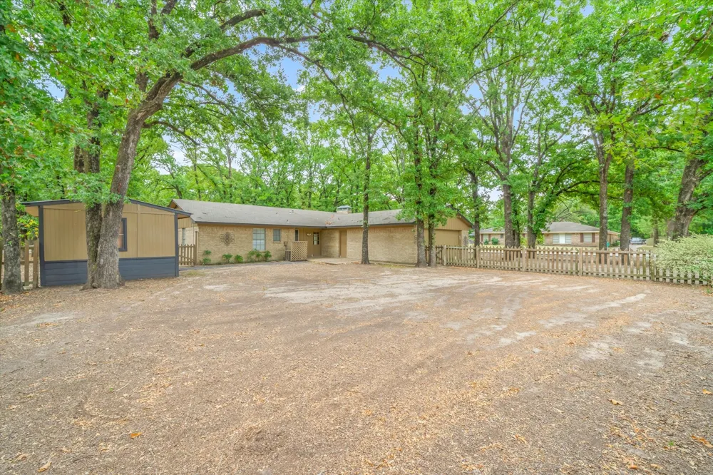 508 Warren Street Edgewood, TX 75117
