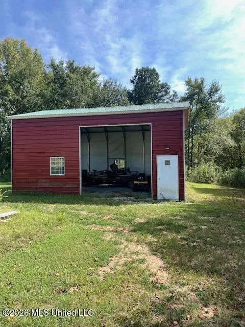 160 Woodsdale Circle Byhalia, MS 38611