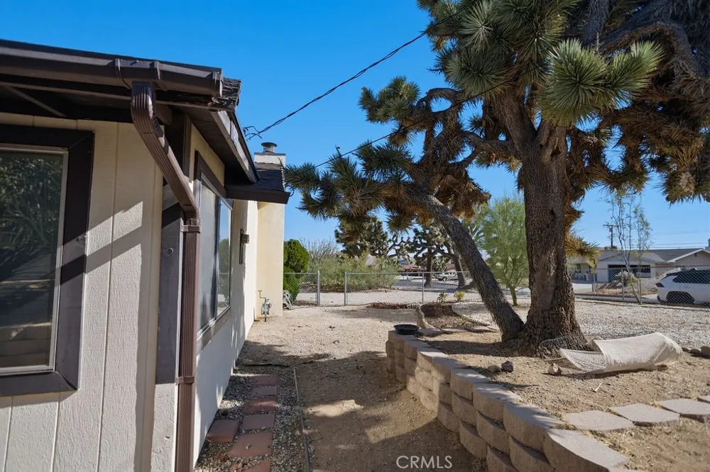56347 Tamarisk Court Yucca Valley, CA 92284