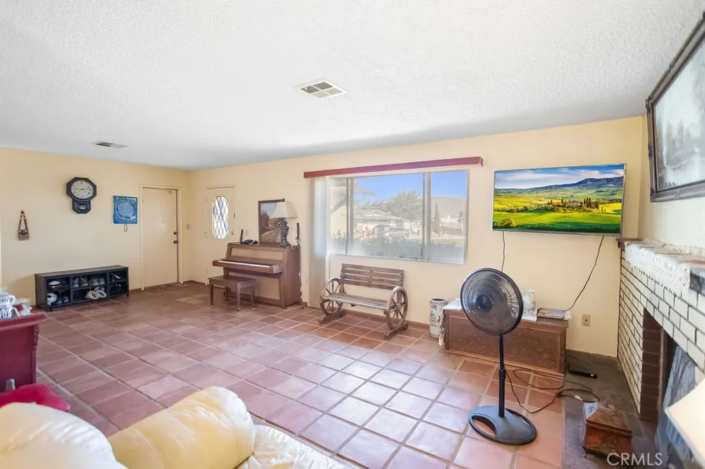 56347 Tamarisk Court Yucca Valley, CA 92284