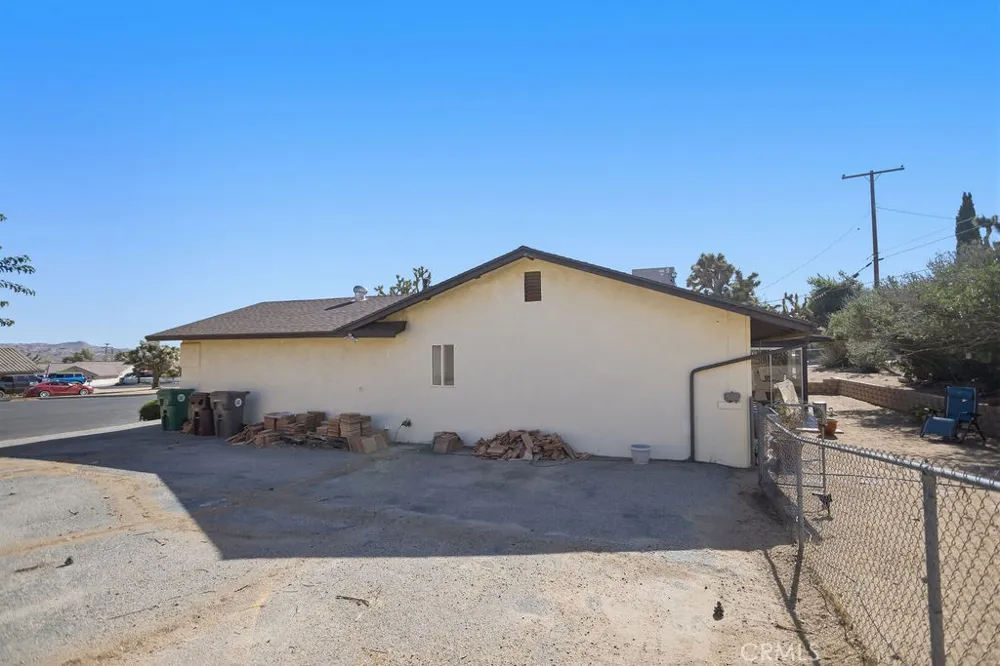 56347 Tamarisk Court Yucca Valley, CA 92284