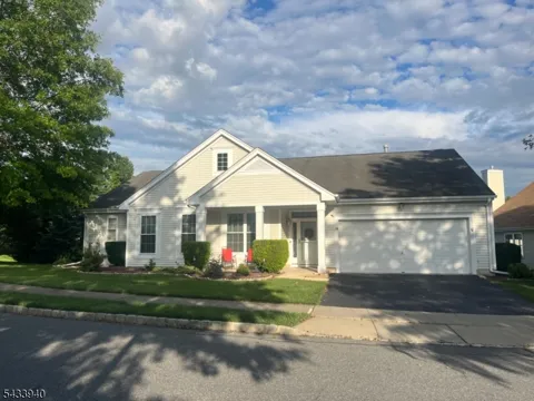24 Stafford Ln