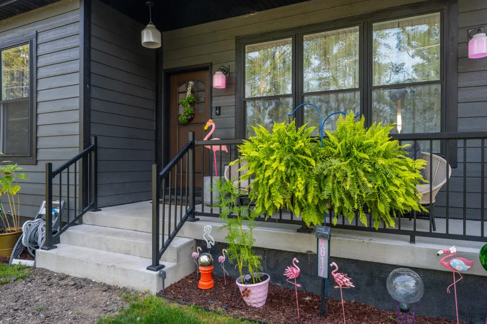 4617 Coloma Road Coloma, MI 49038