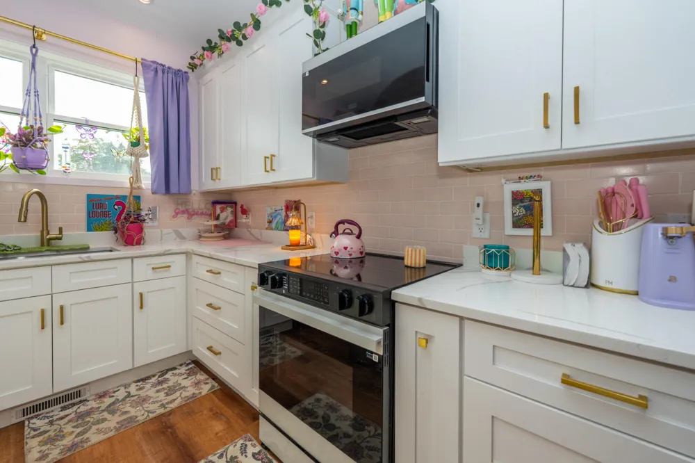 4617 Coloma Road Coloma, MI 49038