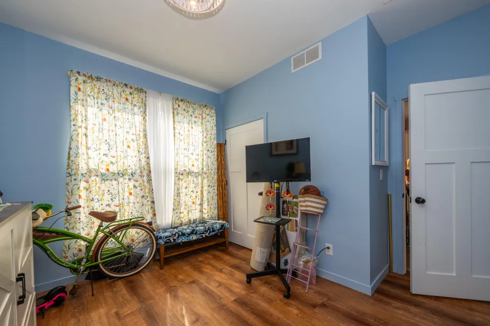 4617 Coloma Road Coloma, MI 49038