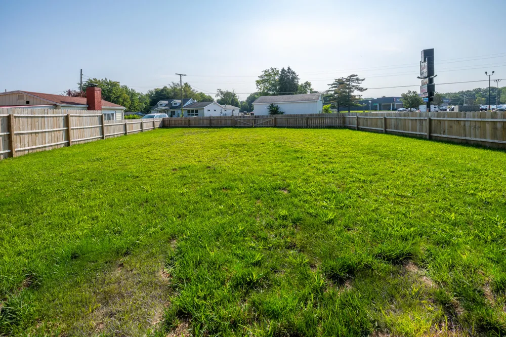 4617 Coloma Road Coloma, MI 49038