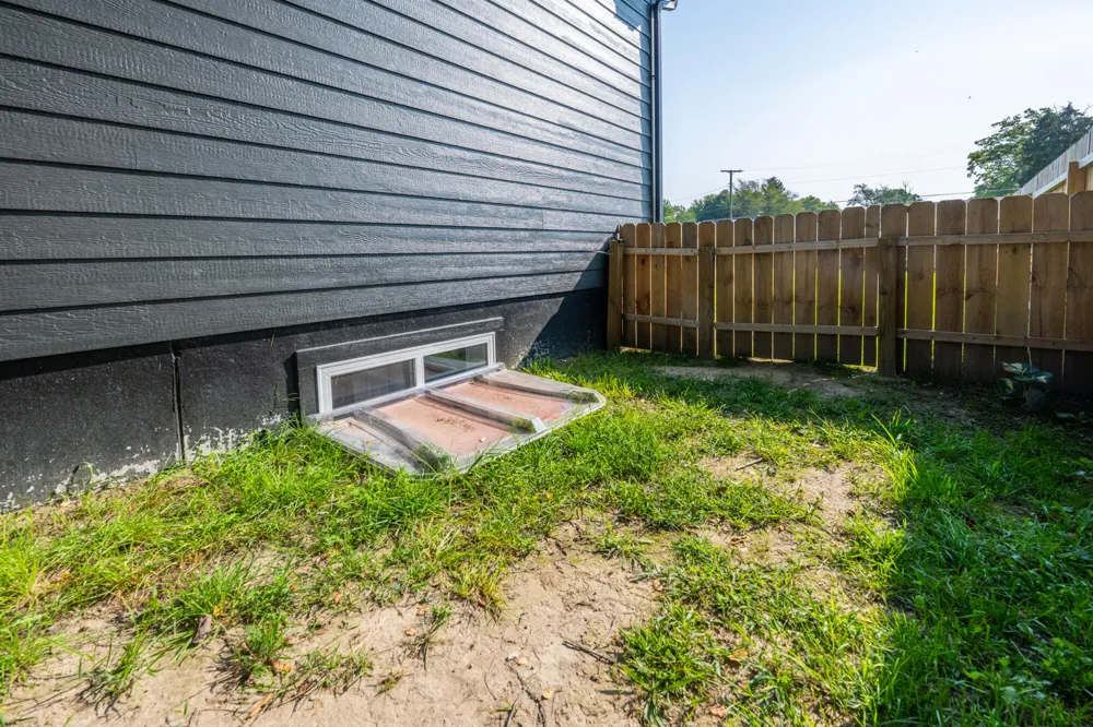 4617 Coloma Road Coloma, MI 49038