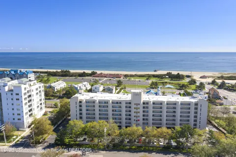 422 Ocean Boulevard #4F