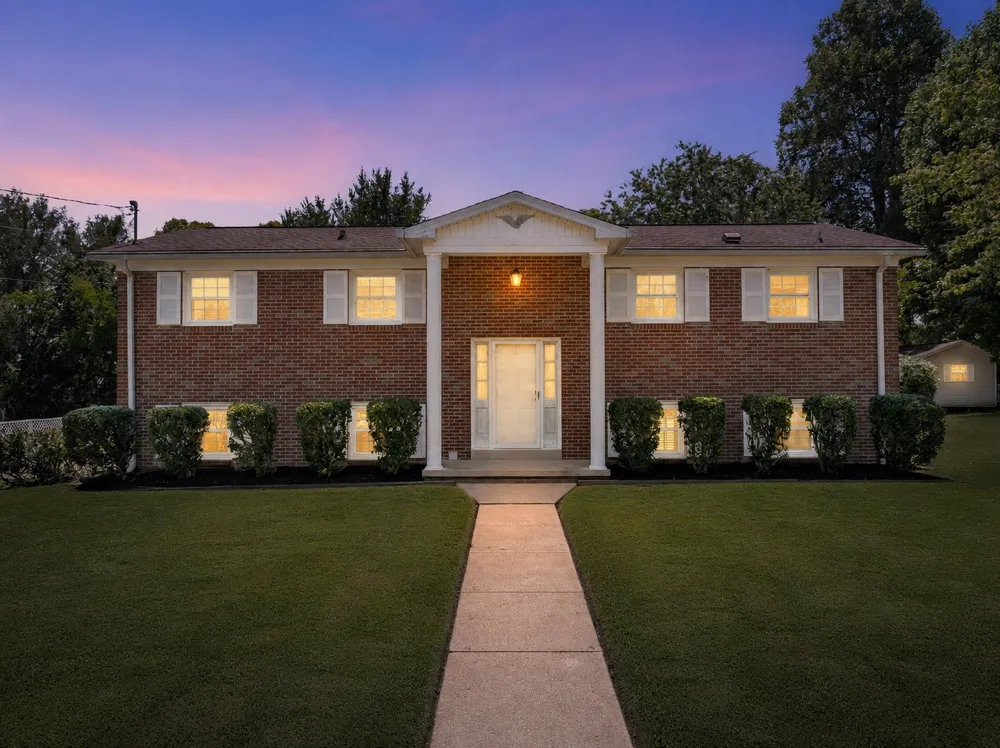 113 Cloverdale Rd Shelbyville, TN 37160
