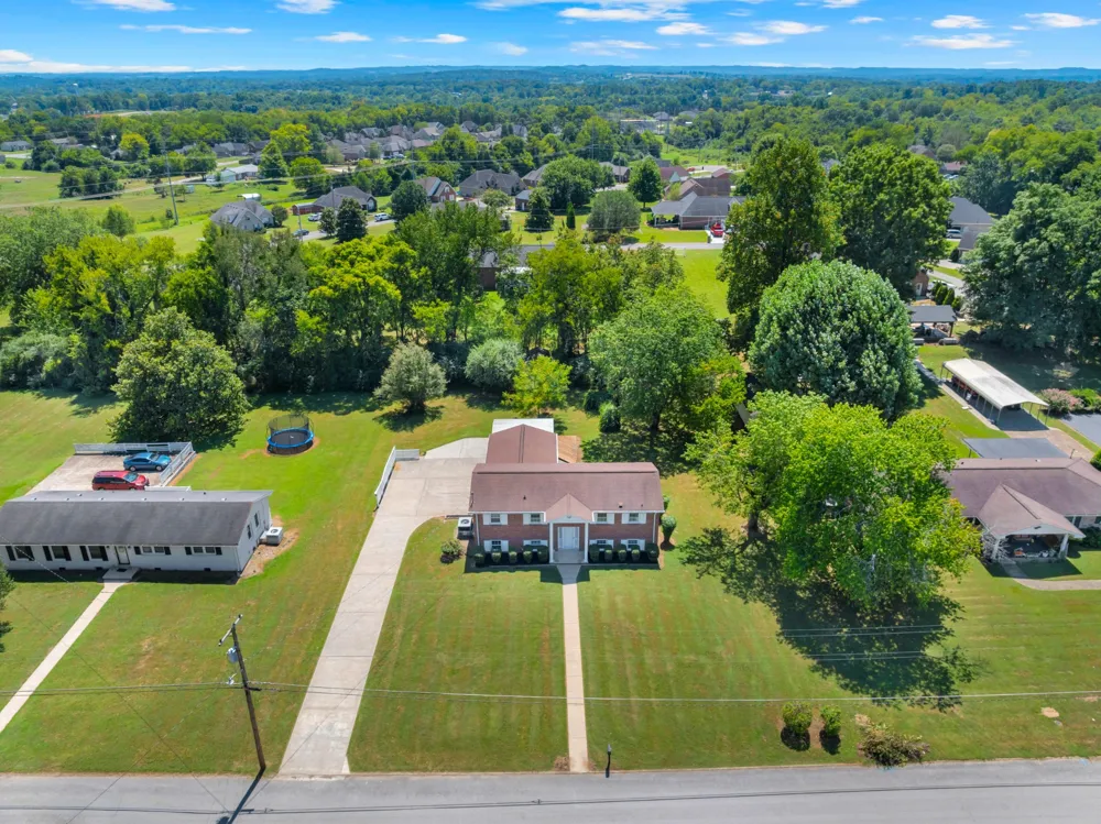 113 Cloverdale Rd Shelbyville, TN 37160