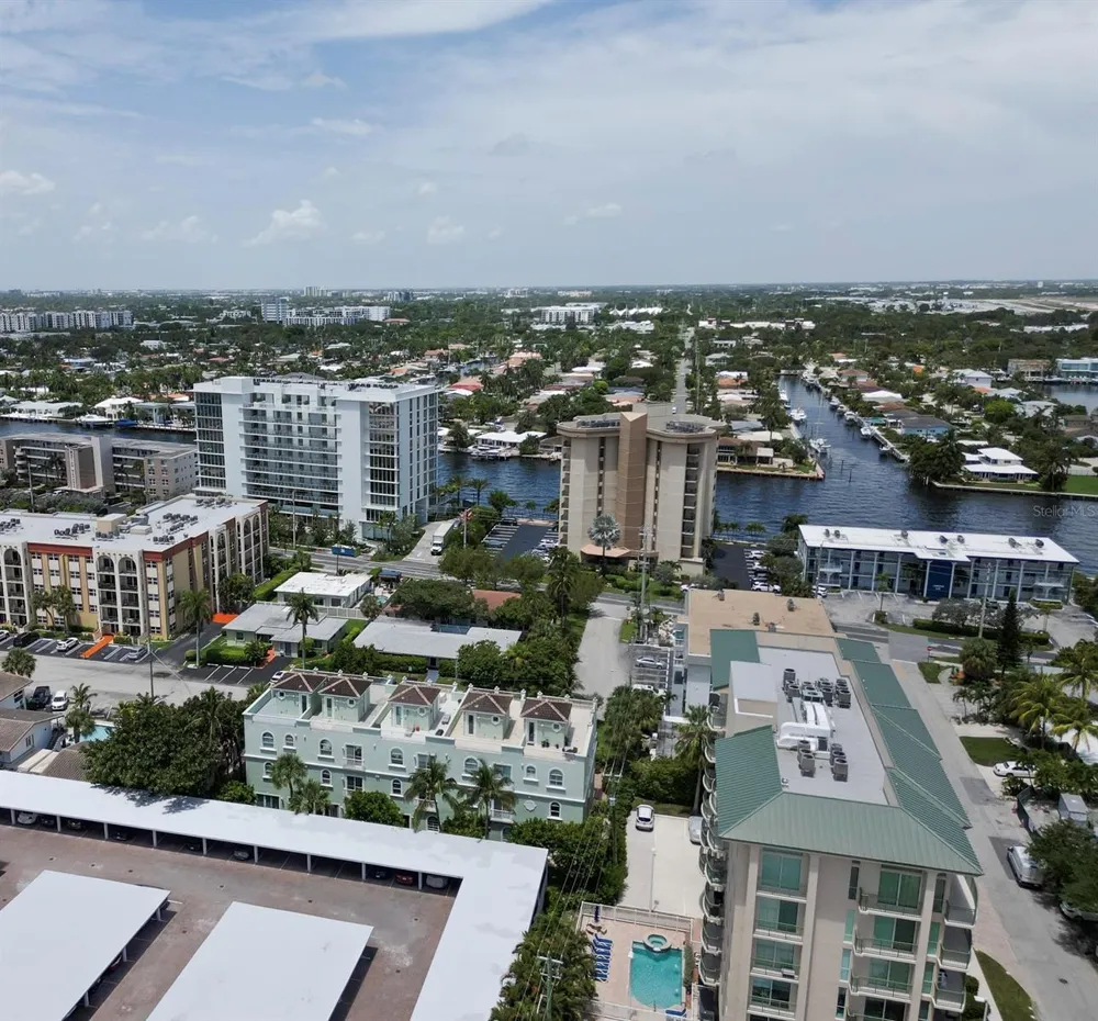 430 SUNSET DRIVE Pompano Beach, FL 33062