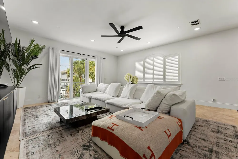 430 SUNSET DRIVE Pompano Beach, FL 33062