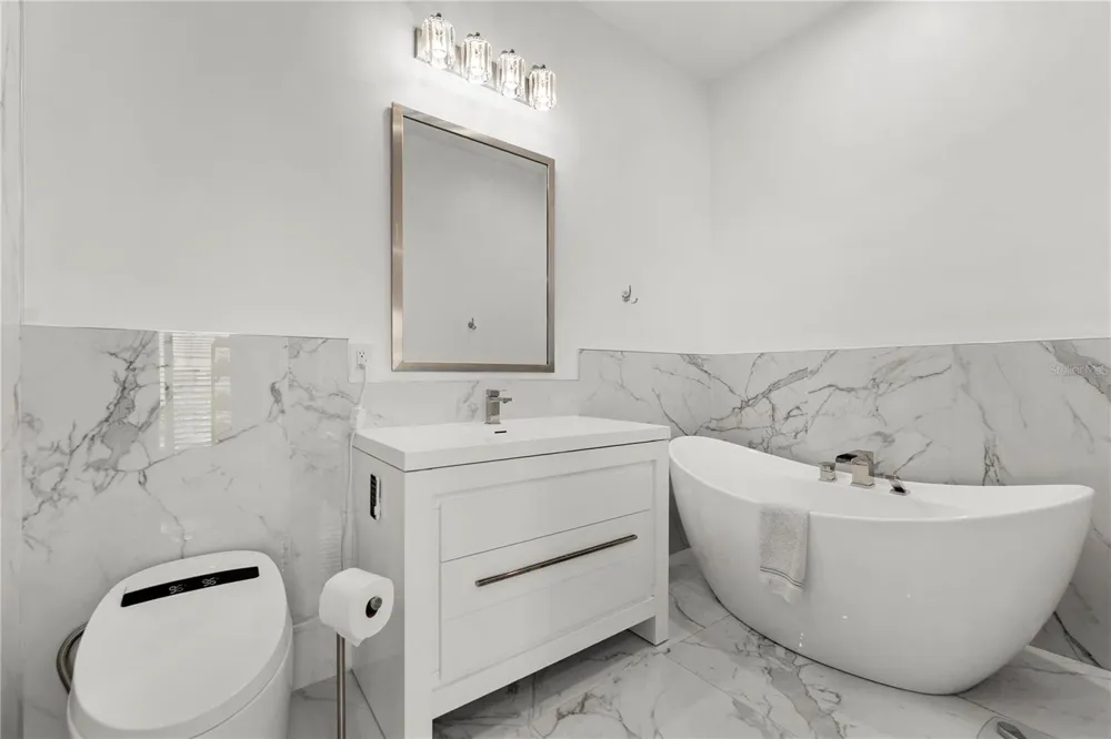 430 SUNSET DRIVE Pompano Beach, FL 33062