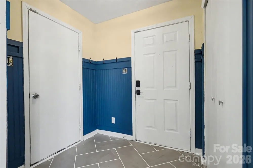 2648 Stream Bank Drive Charlotte, NC 28269