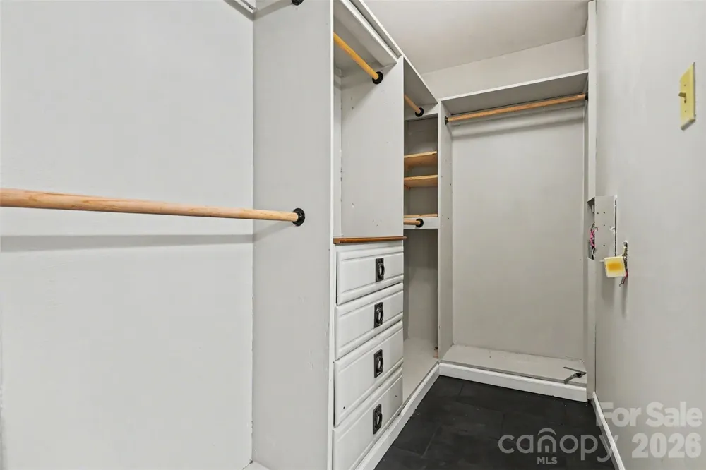 2648 Stream Bank Drive Charlotte, NC 28269