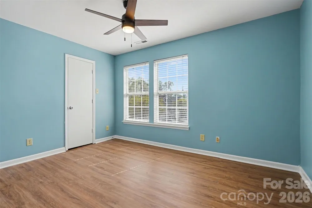 2648 Stream Bank Drive Charlotte, NC 28269
