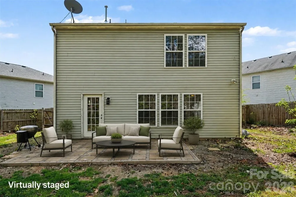 2648 Stream Bank Drive Charlotte, NC 28269