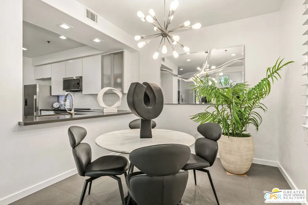324 Ameno Drive Palm Springs, CA 92262