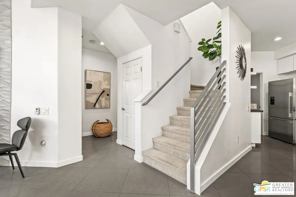 324 Ameno Drive Palm Springs, CA 92262