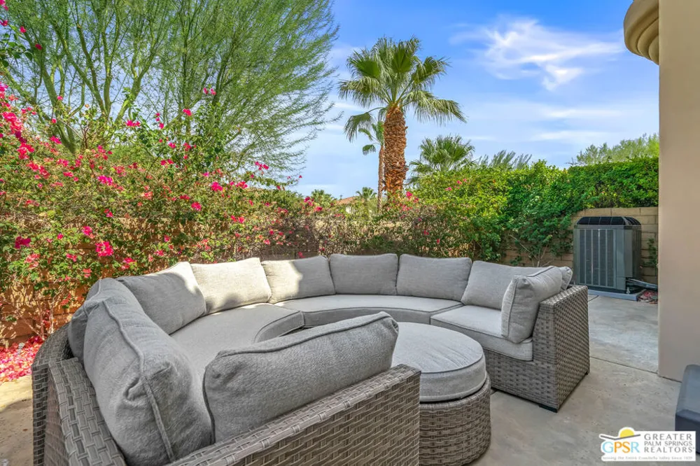 324 Ameno Drive Palm Springs, CA 92262