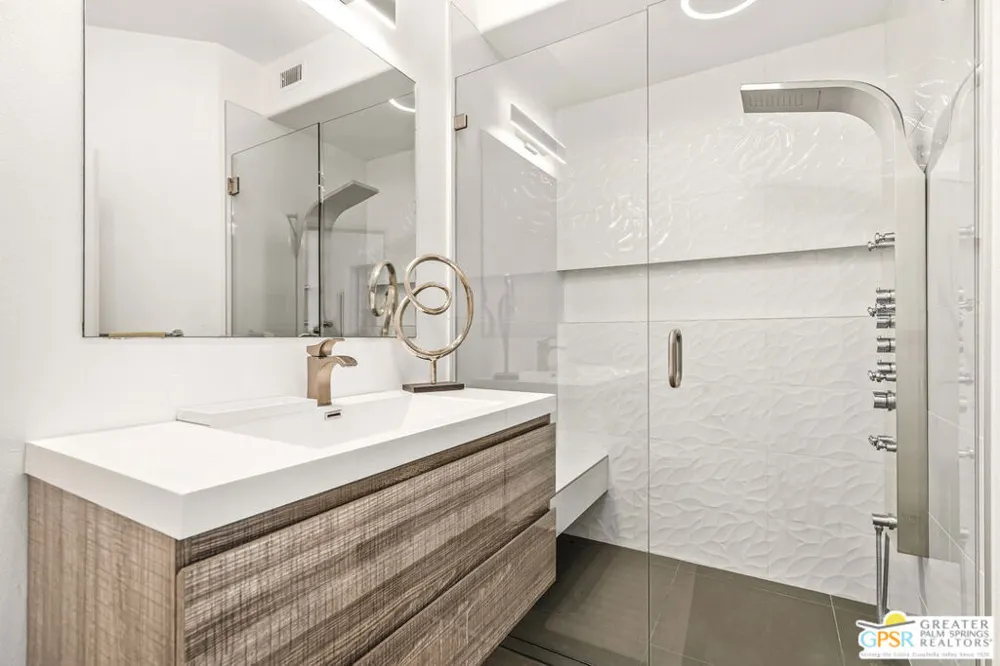 324 Ameno Drive Palm Springs, CA 92262