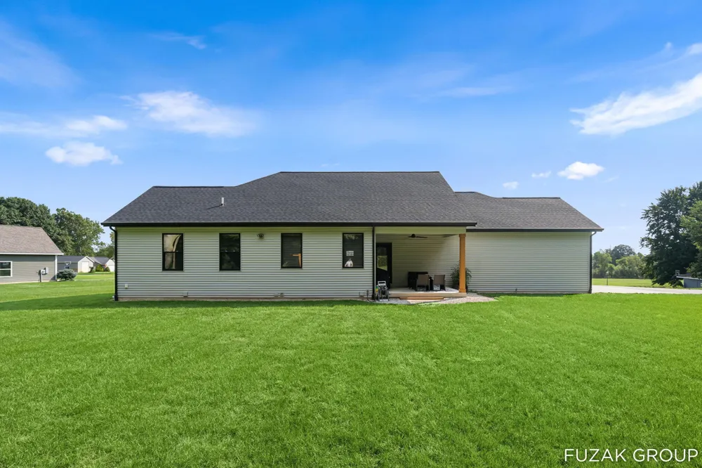 4154 Meyer Drive Hamilton, MI 49419